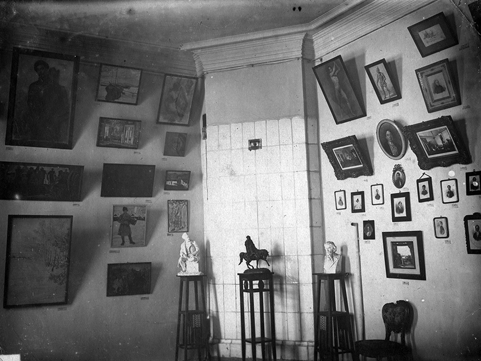 Зал акварели РГОМ. 1924 г. Фото Н.А. Кособрюхова