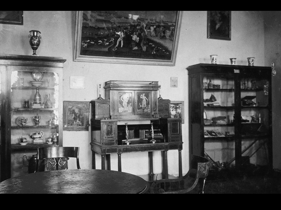 Дворянский быт. Фрагмент экспозиции. Рязанский музей 1927-1929 гг.